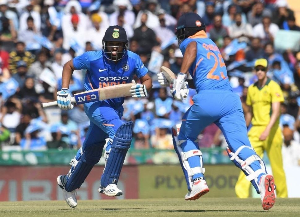 वनडे क्रिकेट में ऑस्ट्रेलिया के खिलाफ धवन और रोहित के नाम दर्ज हुआ सबसे बड़ी पार्टनरशिप का रिकॉर्ड