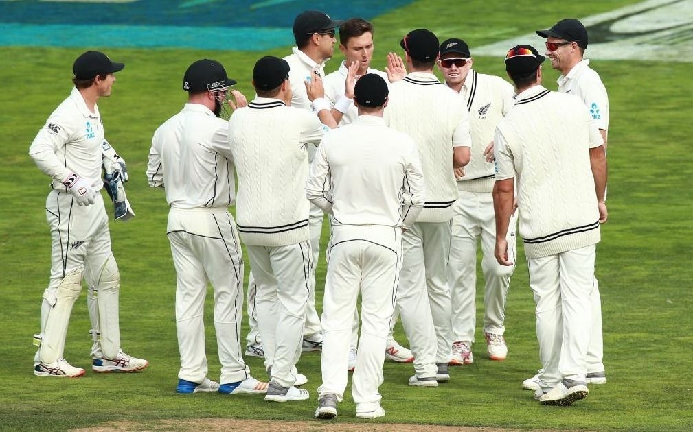 ross taylors double ton raises new zealand victory hopes in rain hit test दूसरे टेस्ट के चौथे दिन न्यूजीलैंड ने बांग्लादेश पर कसा शिकंजा