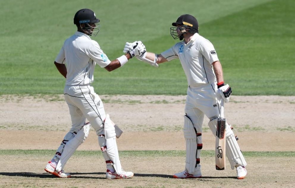 bangladesh vs new zealand 1st test tom latham jeet raval hit tons as kiwis dominate visitors NZ vs BAN 1st TEST: टॉम लाथम की शतकीय पारी से न्यूजीलैंड ने बांग्लादेश पर कसा शिकंजा