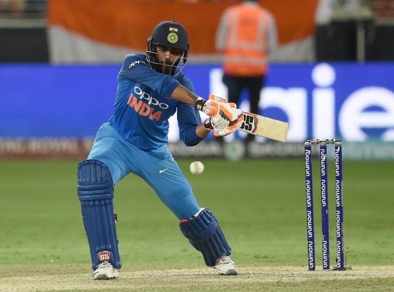 वनडे क्रिकेट में कपिल देव के बाद दूसरे सबसे बड़े ऑलराउंडर बने रविंद्र जडेजा ravindra jadeja third indian to score 2000 runs and claim 150 wkts in odis after kapil dev and sachin tendulkar वनडे क्रिकेट में कपिल देव के बाद दूसरे सबसे बड़े ऑलराउंडर बने रविंद्र जडेजा