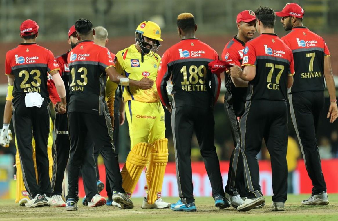 ipl 2019 csk beat royal challengers bangalore by 7 wickets in the opening encounter IPL 2019: सीजन-12 में सीएसके की धमाकेदार शुरुआत, पहले मुकाबले में आरसीबी को सात विकेट से हराया