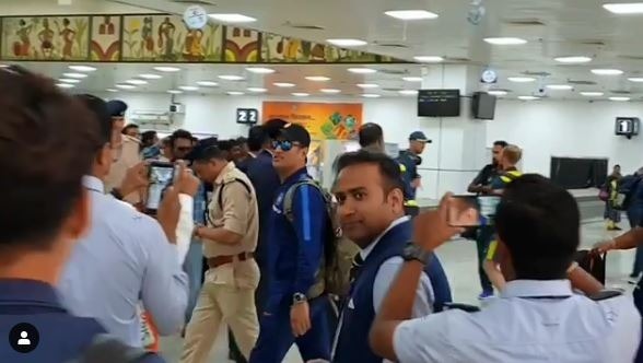 रांची वनडे से पहले धोनी ने अपने फार्म हाउस पर टीम इंडिया को डिनर पर बुलाया