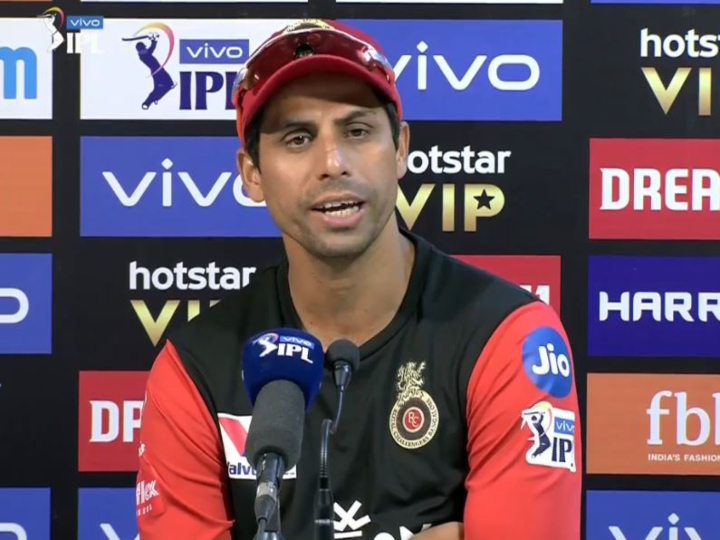 dc vs rcb ashish nehra blame his bowlers for losing against delhi capitals DC vs RCB: दिल्ली से हारने के बाद बैंगलोर के गेंदबाज़ों पर जमकर बरसे आशीष नेहरा, उमेश को लेकर कही ये बात