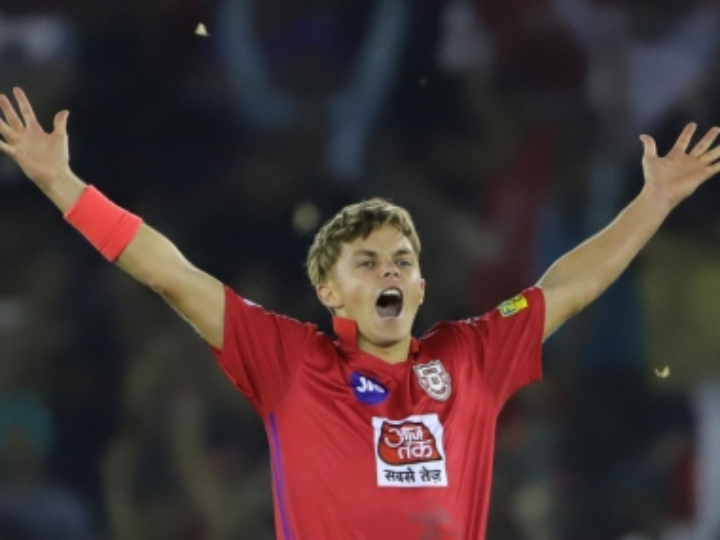 IPL 2019 में हैट्रिक लेने वाले सैम करन ने लीग के बाद बेहतर गेंदबाज़ बनने की उम्मीद जताई IPL 2019 में हैट्रिक लेने वाले सैम करन ने लीग के बाद बेहतर गेंदबाज़ बनने की उम्मीद जताई