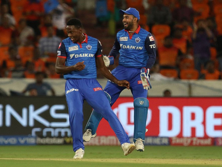 SRHvsDC: रबाडा, मॉरिस और कीमो पॉल की तिकड़ी के आगे ढेर हुई सनराइज़र्स, दिल्ली ने लगाई जीत की हैट्रिक