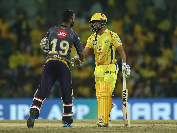 CSK vs KKR: बेहतरीन गेंदबाज़ी के दम पर चेन्नई ने कोलकाता को दी सात विकेटों से मात