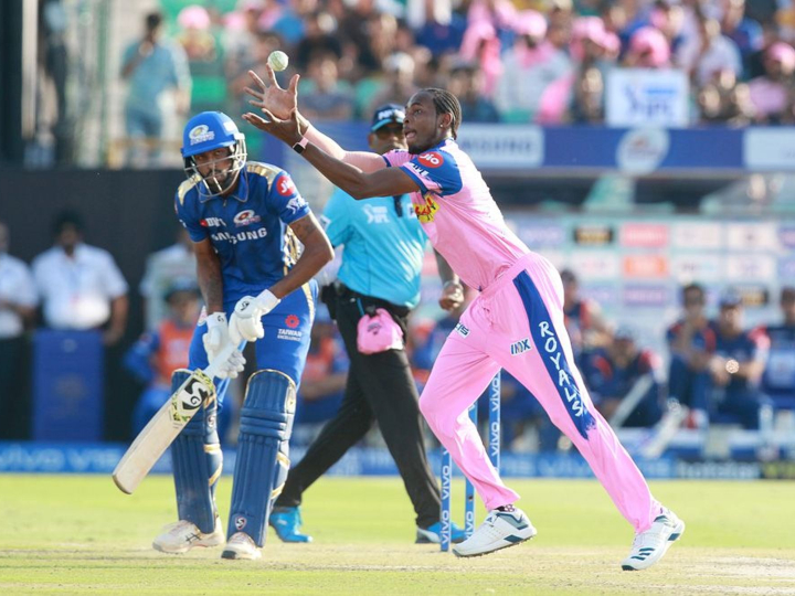 ipl 2019 rr vs mi mumbai indians post 161 against rajasthan royals RR vs MI: राजस्थान की कसी हुई गेंदबाज़ी में फंसे मुंबई इंडियंस के बल्लेबाज़, बनाए 161 रन