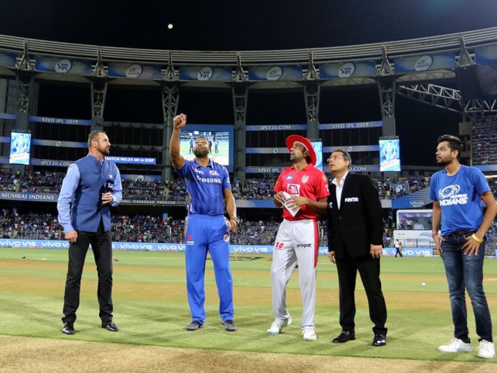 mi vs kxip ipl match toss mumbai indians won the toss and elected to bowl first MI vs KXIP TOSS: चोटिल रोहित की गैरमौजूदगी में पोलार्ड ने जीता टॉस, पंजाब को बल्लेबाज़ी का दिया न्योता