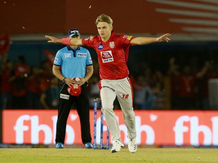 ipl 2019 sam curran youngest player to claim hat trick in ipl history आईपीएल में हैट्रिक विकेट लेने वाले सबसे युवा गेंदबाज बने सैम कुरेन