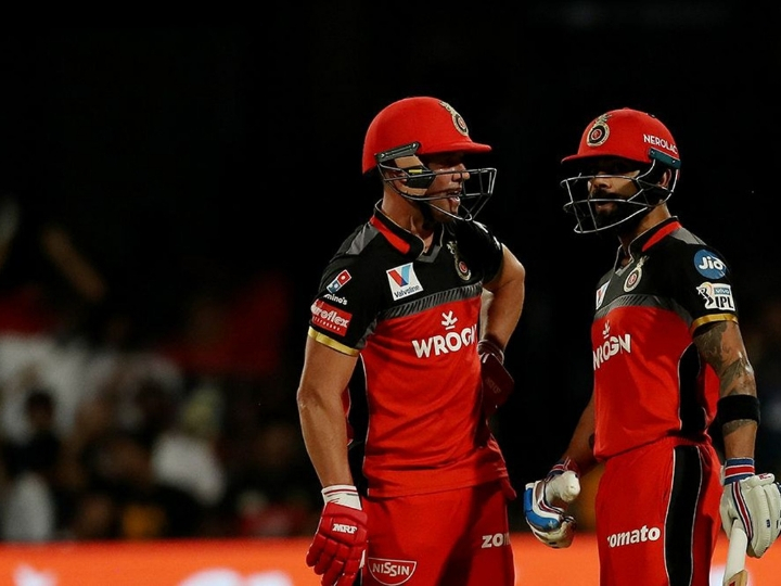 ipl 2019 rcb vs kkr kohli de villiers power bangalore to 205 IPL 2019: कप्तान विराट कोहली और एबी डिविलियर्स की विस्फोटक बल्लेबाजी से आरसीबी ने केकेआर को दिया 206 रनों का चुनौतीपूर्ण लक्ष्य