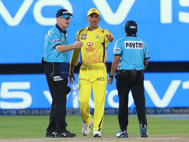 ms%e2%80%89dhoni did not offend me umpire bruce oxenford to match referee IPL 2019: धोनी के बचाव में उतरे वही अंपायर जिनके साथ CSK के कप्तान ने की बहस