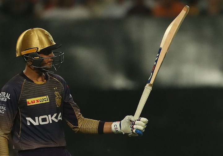 ipl 2019 shubman gill showed his class as a player dinesh karthik IPL 2019: हार के बावजूद KKR के कप्तान दिनेश कार्तिक ने की इस खिलाड़ी की तारीफ