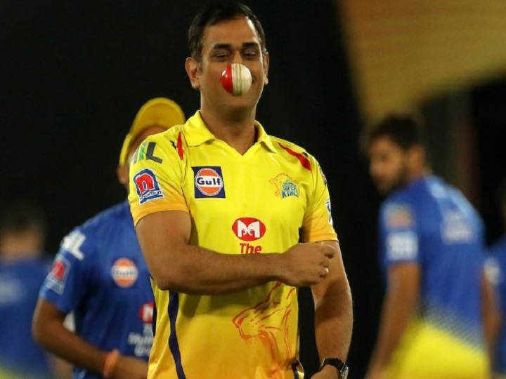 ipl 2019 csk vs srh chennai won the toss decided to bat first dhoni not playing IPL 2019 CSK vs SRH: चेन्नई ने टॉस जीतकर पहले बल्लेबाजी का फैसला किया, धोनी के बाहर होने की वजह से रैना कप्तान