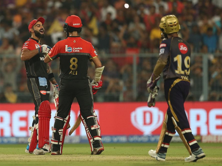 kkr vs rcb royal challengers bangalore post 213 runs against kolkata knight riders KKR vs RCB: कोहली का शतक और मोईन अली की तूफानी पारी, बैंगलोर ने कोलकाता को दिया 214 का लक्ष्य