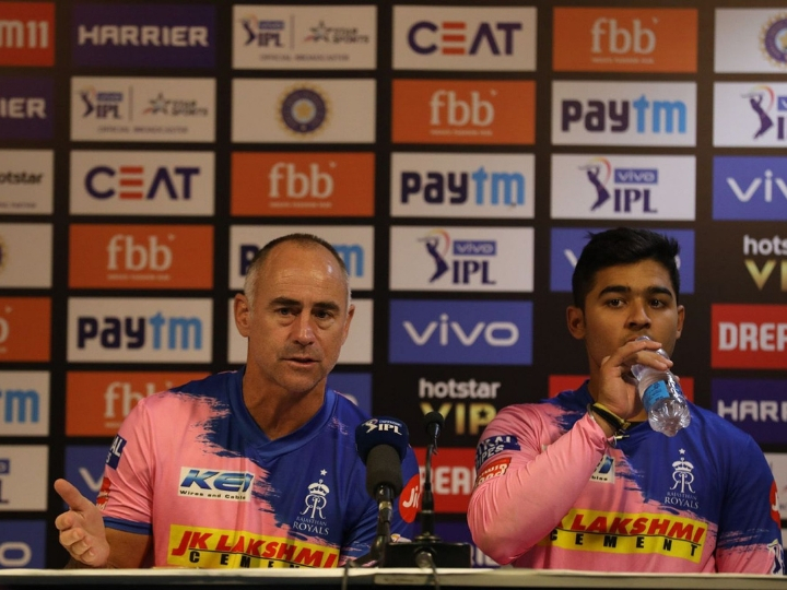 IPL 2019 DC vs RR: युवा बल्लेबाज़ रियान पराग ने कहा, 'ज्यादा सोच कर दबाव नहीं लेना चाहता'