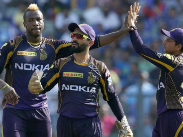 unfair to expect andre russell to deliver every time says dinesh karthik as kkr fail to qualify for playoffs रसेल से हमेशा अच्छे प्रदर्शन की उम्मीद रखना सही नहीं: दिनेश कार्तिक