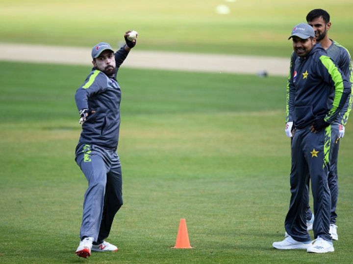 mohammad amir doubtful for pakistans world cup opener against west indies World Cup 2019: वेस्टइंडीज के खिलाफ पहले मैच से बाहर हो सकते हैं मोहम्मद आमिर