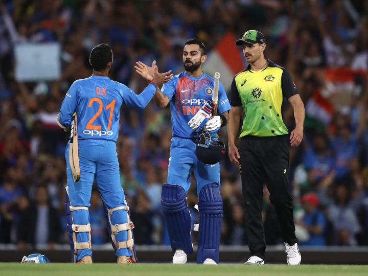 World Cup 2019: विराट कोहली ने बताया आखिर क्यों रिषभ पंत की जगह दिनेश कार्तिक को टीम में चुना virat kohli reveals why dinesh karthik was picked over rishabh pant in india world cup team World Cup 2019: विराट कोहली ने बताया आखिर क्यों रिषभ पंत की जगह दिनेश कार्तिक को टीम में चुना