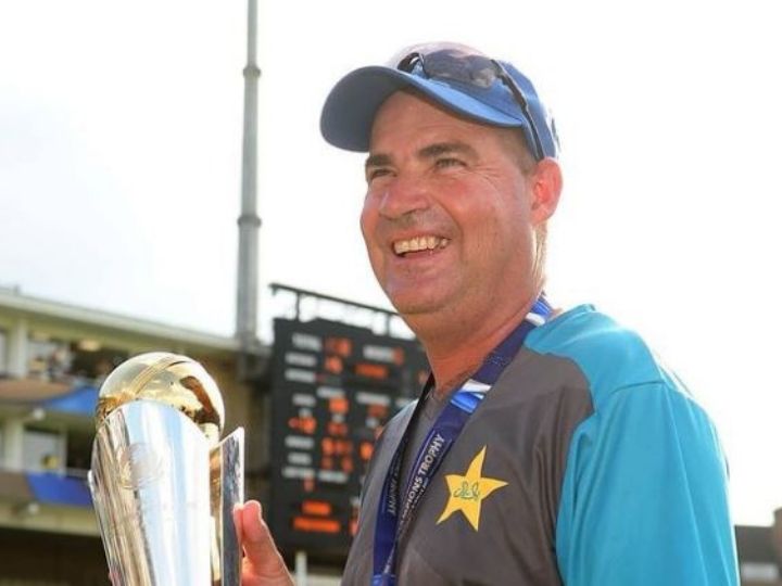 कोच मिकी आर्थर पाकिस्तान की फील्डिंग को लेकर चिंतित world cup 2019 pakistan have made strides but fielding a real worry mickey arthur कोच मिकी आर्थर पाकिस्तान की फील्डिंग को लेकर चिंतित