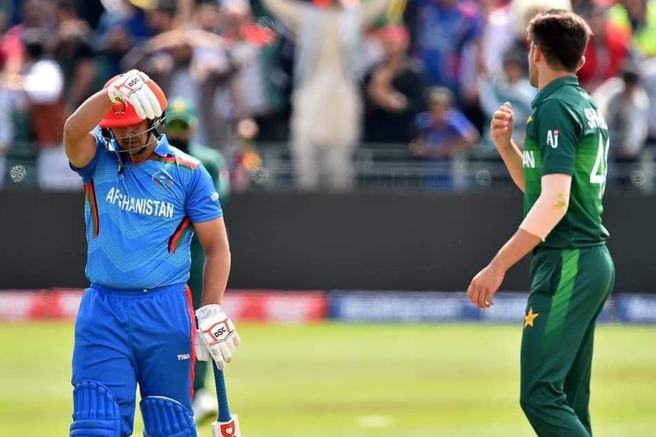 world cup 2019 warm up hazratullah zazais perfect respond to shaheen shah afridi in 4th over of inning WATCH World Cup 2019: जज़ाई से भिड़े शाहिन अफरीदी, एक ओवर में 5 चौकों के साथ मिला करारा जवाब