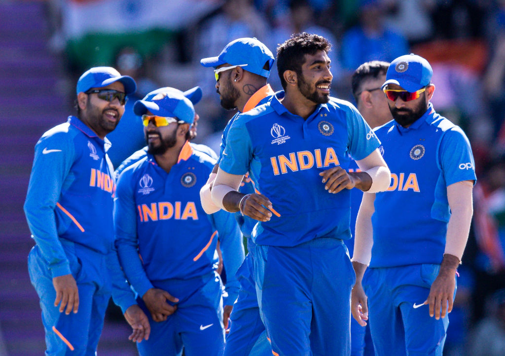 RECORD's World Cup 2019 IND vs ENG: जानें दोनों टीमों में किसका पलड़ा है भारी, किस बल्लेबाज़ ने बनाए सबसे अधिक रन RECORD's World Cup 2019 IND vs ENG: जानें दोनों टीमों में किसका पलड़ा है भारी, किस बल्लेबाज़ ने बनाए सबसे अधिक रन