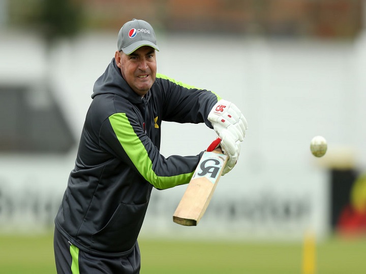 भारतीय टीम से मिली हार के बाद पाकिस्तानी खिलाड़ियों को हुआ था काफी कष्ट- कोच मिकी ऑर्थर