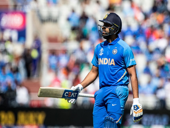 वर्ल्ड कप 2019 IND vs WI: रोहित शर्मा के आउट होने के तरीके पर फैंस और पूर्व क्रिकेटरों ने थर्ड अंपायर पर निकाला अपना गुस्सा