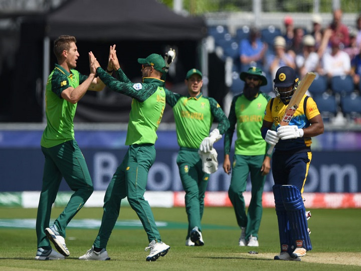 world cup 2019 sa vs sl southafrica need runs to 204 win वर्ल्ड कप 2019 SA vs SL: अफ्रीका की बेहतरीन गेंदबाजी के सामने नहीं चल पाया श्रीलंका का एक भी बल्लेबाज, जीत के लिए अफ्रीका को चाहिए 204 रन