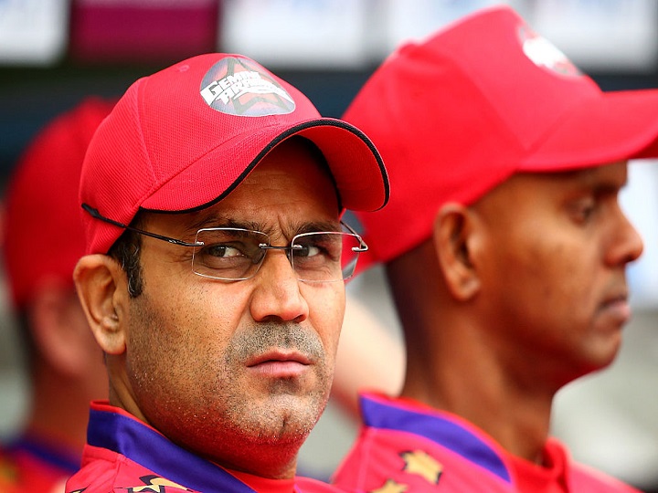 india vs west indies world cup 2019 virender sehwag criticises indias defensive approach against spinners वर्ल्ड कप 2019: भारतीय बल्लेबाजों को स्पिनर्स के खिलाफ छोड़ना होगा अपना डिफेंसिव रवैया- सहवाग