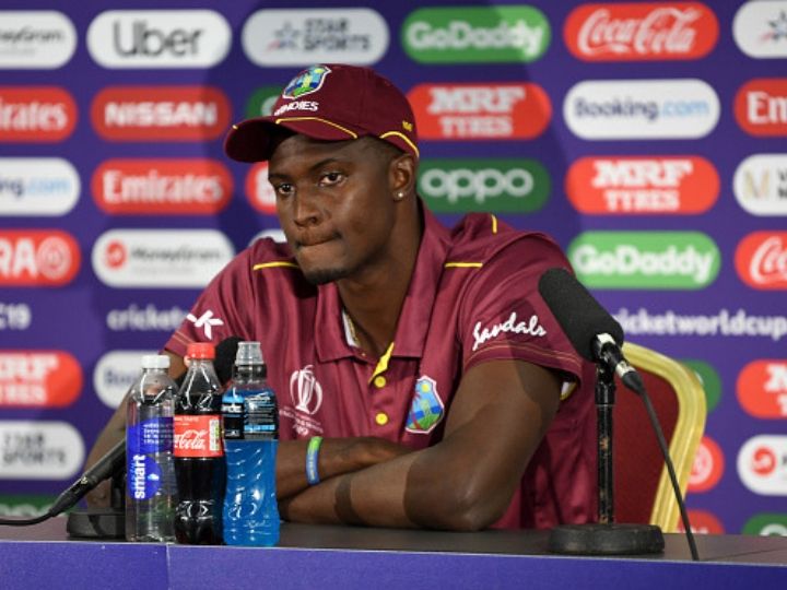 world cup 2019 let ourselves down with the bat jason holder after defeat to india World Cup 2019: भारत के हाथों मिली हार से निराश हैं वेस्टइंडीज के कप्तान जेसन होल्डर