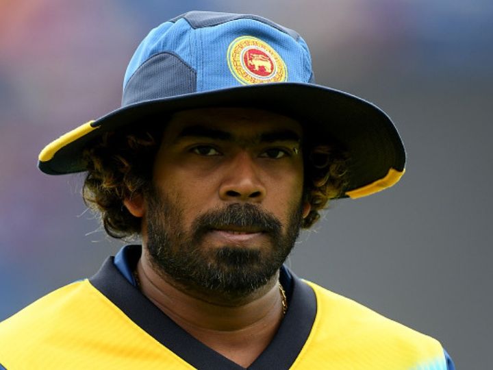 malinga to fly home after bangladesh match due to mother in laws death World Cup 2019: बांग्लादेश के खिलाफ मैच रद्द होने के बाद श्रीलंका लौटे लसिथ मलिंगा