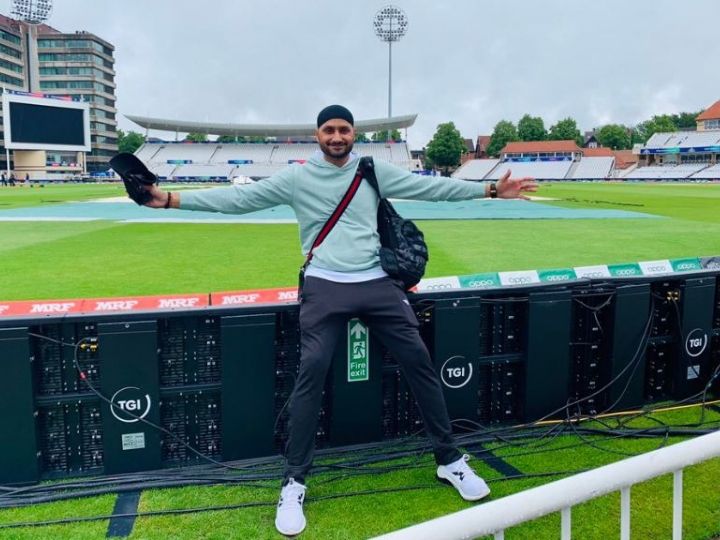 World Cup 2019 INDvPAK: पाकिस्तान से मैच पर भज्जी बोले, 'हमारा दिन खराब हो तो ही मिल सकती है हार' world cup 2019 harbhajan singh says if it will be our worse day we lose only in that condition World Cup 2019 INDvPAK: पाकिस्तान से मैच पर भज्जी बोले, 'हमारा दिन खराब हो तो ही मिल सकती है हार'