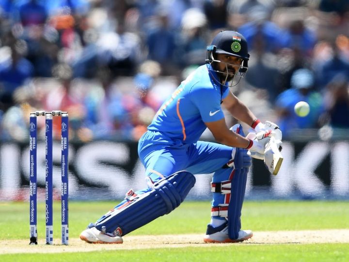 wc 2019 former india coach picks this player ahead of rishabh pant to bat at no 4 World Cup 2019: टीम इंडिया के पूर्व कोच ने नंबर 4 के लिए की जाधव-कार्तिक की वकालत