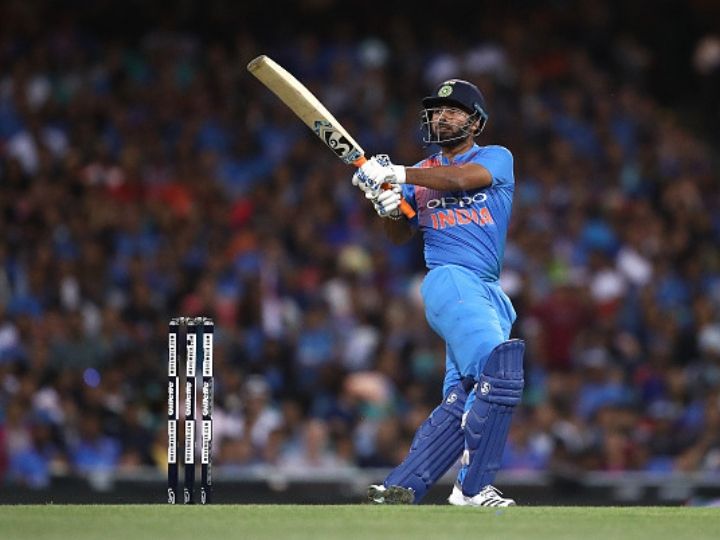 world cup 2019 rishabh pant is going to make his cwc19 debut today in place of vijay shankar World Cup 2019: विजय शंकर की भारतीय टीम से हुई छुट्टी, इस स्टार खिलाड़ी को मिला मौका