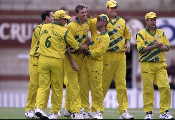  इस लिस्ट में 71 विकेट के साथ ऑस्ट्रेलिया के ग्लेन मैक्ग्रा सबसे उपर हैं. मैक्ग्रा ने अपने 30वें मैच में 50 विकेट के इस आंकड़े को पार किया था.