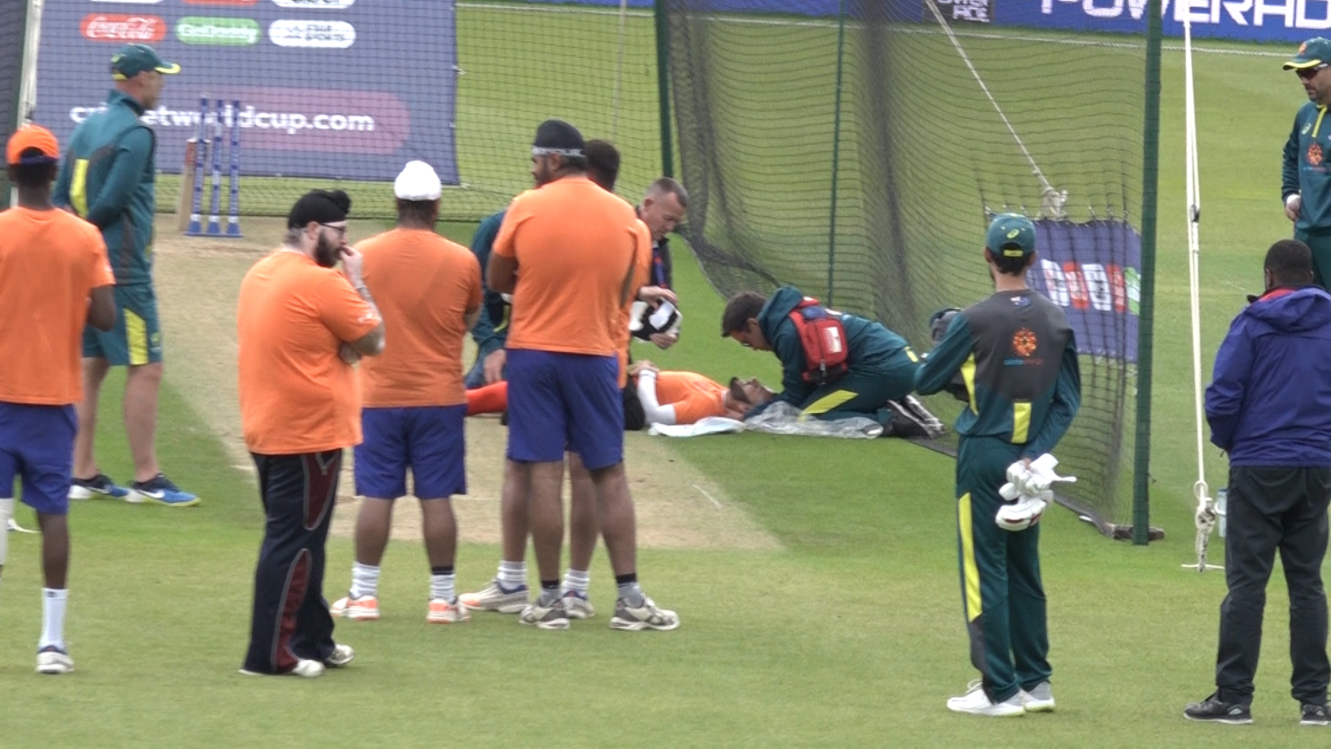 World Cup 2019: प्रेक्टिस के दौरान वॉर्नर के शॉट से भारतीय मूल के गेंदबाज़ को लगी गंभीर चोट