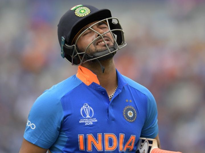 world cup world cup 2019 rishabh pant virat kohli india vs new zealand ind vs nz india vs new zealand World Cup 2019: ऋषभ पंत की बल्लेबाजी पर कप्तान विराट कोहली ने तोड़ी चुप्पी, दिया सीखने की सलाह