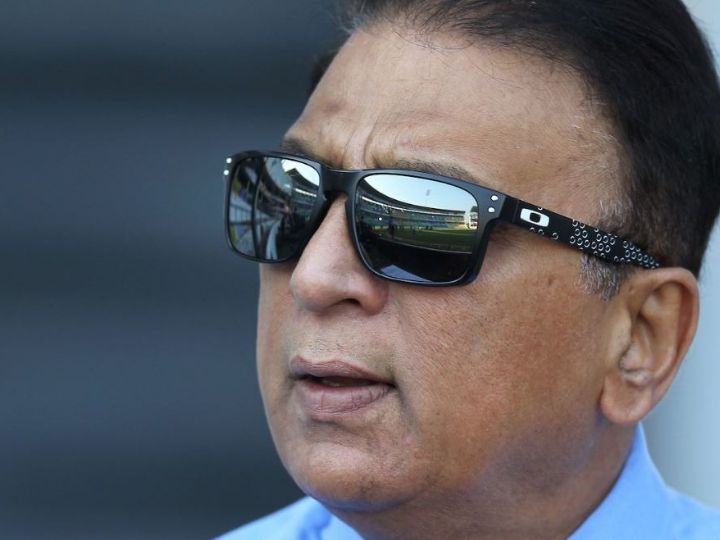 sunil gavaskar asks team management why we played with 4 wicket keeper batsmen in world cup 2019 सुनील गावस्कर ने भारतीय विश्व कप टीम पर उठाए सवाल-पूछा, '4 विकेटकीपर क्यों खेले'