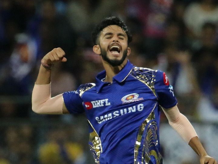 mumbai indians rope in sherfane rutherford trade mayank markande to delhi capitals मुंबई इंडियंस ने मयंक मार्कंडेय को रिलीज कर शेरफेन रदरफोर्ड को टीम में किया शामिल