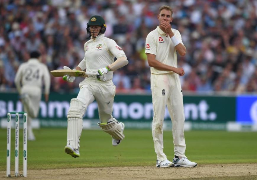 स्मिथ ने बीती रात शानदार 144 रनों की पारी खेली जिसकी मदद से ऑस्ट्रेलियाई टीम 284 रनों तक पहुंचने में सफल रही.