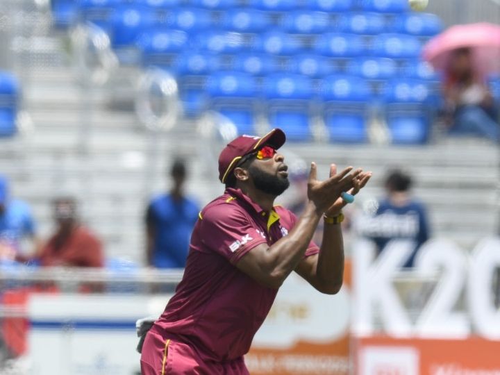 भारत के खिलाफ दूसरे टी-20 में अंपायर की बात नहीं मानने पर कीरोन पोलार्ड पर लगा जुर्माना