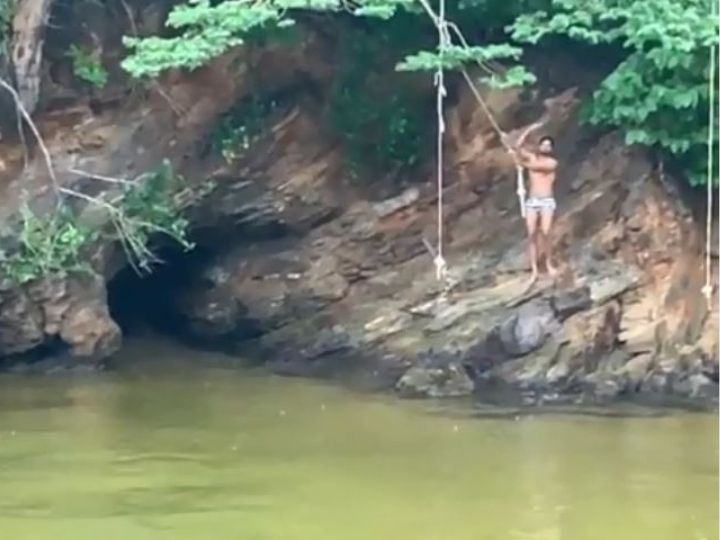 WATCH WI vs IND: दूसरे वनडे में शानदार पारी के बाद 'टार्ज़न' अवतार में मस्ती करते नज़र आए श्रेयस अय्यर