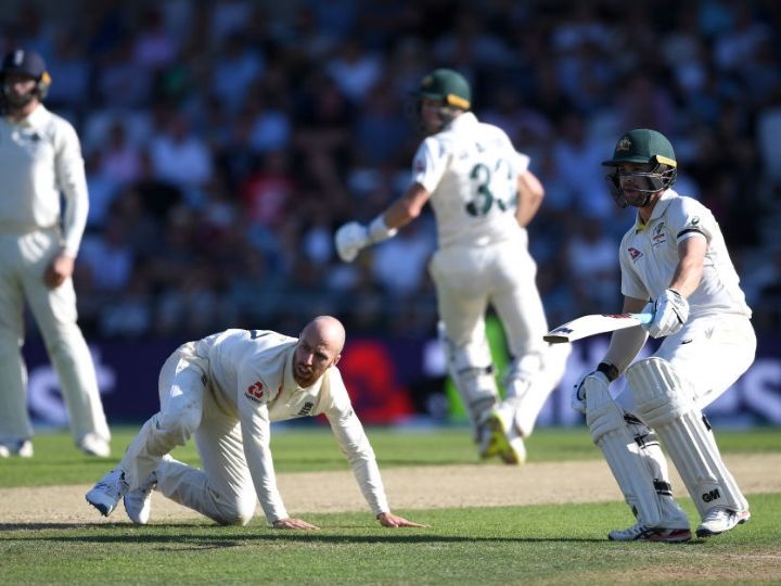 ashes at the end of the second session australia are 82 3 leading england by 194 runs Ashes 3rd Test ENG vs AUS: 67 रनों पर ढेर हुई इंग्लैंड, दूसरी पारी में ऑस्ट्रेलिया की विशाल बढ़त