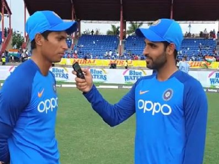 bhuvneshwar kumar willing to guide youngsters like navdeep saini अपने पहले ही मैच में 3 विकेट लेने वाले नवदीप सैनी को ट्रेन करने के लिए तैयार हैं भुवनेश्वर कुमार